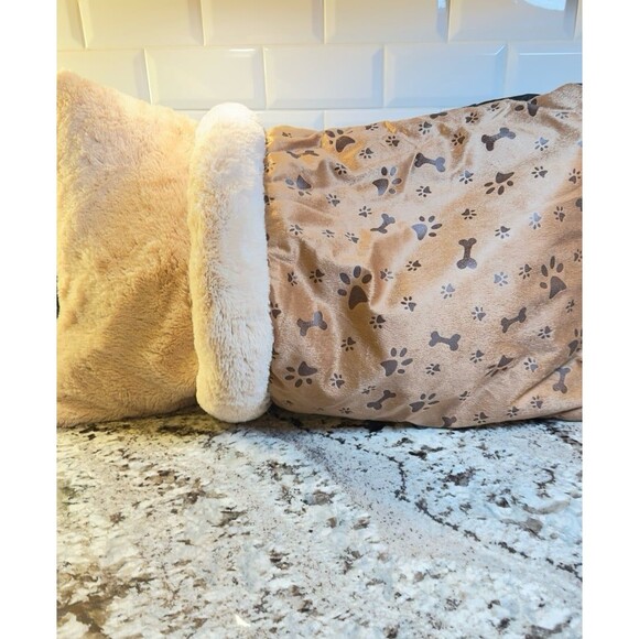 Dog or Cat Sleeping Bag Bed - Picture 1 of 12